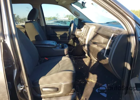 2023 Ram 1500 Classic Tradesman 4X4 5'7 Box из США, поврежденный, VIN 3C6RR7KTXPG669256